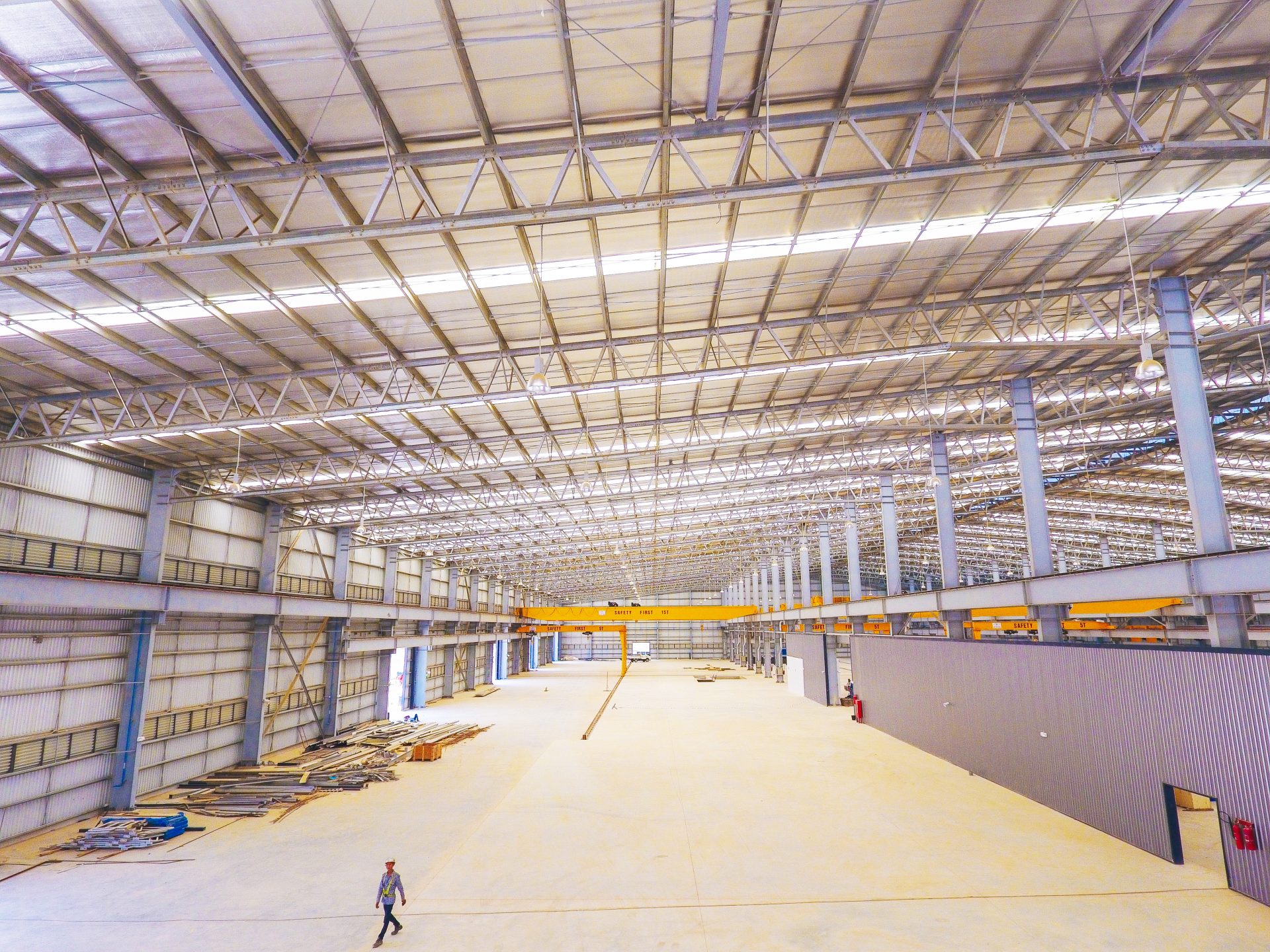 PebHybrid® - Standard Frames For Pre-engineered Buildings